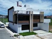 Casa en venta 5 habitaciones en esquina en Pachuca La...