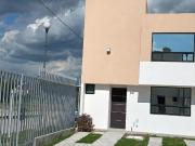 CASA EN VENTA 5 MINUTOS DE TRES CRUCES