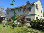 Casa en Venta, 6 Ambientes, en Barrio Laguna Del Sol,...