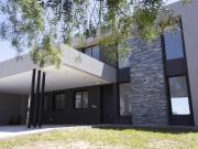 Casa en venta 6 ambientes en barrio San Matias