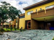 Casa en venta 6 Dormitorios 6 Baños Cocheras 1000Mts2...