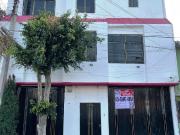 Casa en venta, 6 recámaras, 4 autos, escriturada