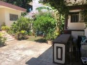 Casa en Venta, 7 Recámaras, 2 Locales Comerciales,...