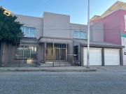 CASA EN VENTA $8´ FRACCIONAMIENTO VILLAS DEL BRAVO