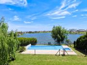 Casa en Venta 8 ambientes San Sebastian a la laguna APTA...