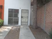 Casa en venta a 15 minutos de Metepec, 800 mil acepto...