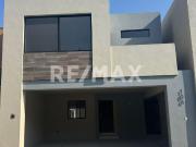 Casa en Venta a 1 min de Ruiz Cortinez, Alejandro de...