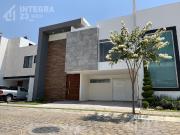 Casa en venta a 3 min. de ?mada, 3 niveles, Lomas de...