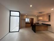 CASA EN VENTA A 3 MINUTOS DE BLVD DIAZ ORDAZ