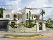 CASA EN VENTA A 5 MIN DE PLAZA LAS AMERICAS CANCUN