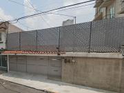 ¡CASA EN VENTA A 5 MINUTOS DE CLUB DE GOLF CHAPULTEPEC Y...