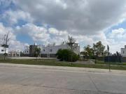 Casa en venta a 5 minutos de Villamagna frente a área...