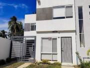 CASA EN VENTA A 5 MINUTOS DEL AEROPUERTO INTERNACIONAL...