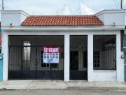 CASA EN VENTA A 8 MINUTOS DEL PARQUE DE LA ERMITA Y A...