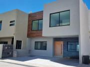 Casa en Venta ¡A estrenar! Con Recámara en PB, en...