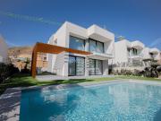 Casa en venta a estrenar en Benidorm Alicante