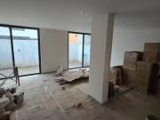 Casa en venta a estrenar en La Rioja con jardín,...