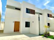 Casa en Venta a Estrenar en Privada con Casa Club, La...