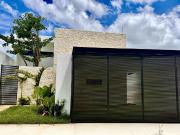 CASA EN VENTA A ESTRENAR ZONA NORTE