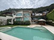 Casa en venta a la orilla del lago