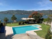 Casa en Venta, a la Orilla del Lago, Valle de Bravo, Edo...