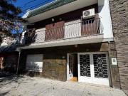 Casa en venta a metros de Bv. Pellegrini. 3 Dormitorios...