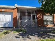 Casa en Venta a reciclar, Apto desarrollo Rivadavia al 700