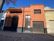 Casa en venta a reciclar en Floresta