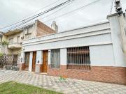 Casa en venta a reciclar en Juniors EXCELENTE ubicación
