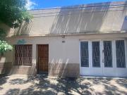 Casa en venta a refaccionar La Plata