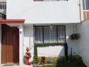 Casa en Venta a solo 5 minutos de Tec Milenio en Metepec