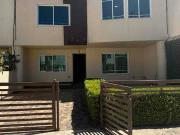 CASA EN VENTA A TAN SOLO 5 MINUTOS DE LA UNIVERSIDAD...