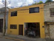 Casa en venta a tres cuadras del Parque de Santa Lucía