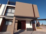 Casa en venta a un costado de Junipero Serra GOH