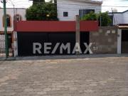 Casa en Venta a un Fracc Santiago
