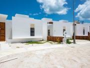 CASA EN VENTA A UNA CALLE DE LA PLAYA DE CHELEM EN...