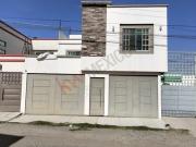 Casa En Venta a una cuadra de Av. del Pacífico,...