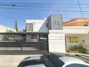 Casa en Venta A unos pasos de Walmart Plaza de Toros,...