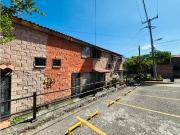 Casa en venta acepto INFONAVIT en club de Golf Paraiso