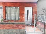 CASA EN VENTA AL FRENTE DE LA ESTACIÓN DEL METRO DE SAN...