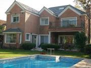 CASA EN VENTA AL GOLF EN VILLAGE GOLF Y TENNIS