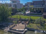 Casa en venta al lago en Virazon de 4 dormitorios en suite