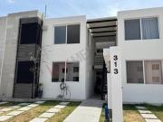 Casa en venta al norte de la ciudad de León con...