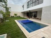 Casa en venta al norte de mérida en privada con...