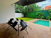 Casa en venta al norte de Mérida en privada residencial...