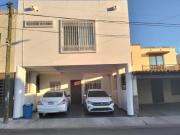 CASA EN VENTA AL NORTE DOS PLANTAS, 4 RECAMARAS, 3 BAÑOS...