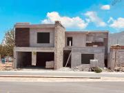 CASA EN VENTA AL NORTE FRACC. CERRADO