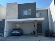 CASA EN VENTA AL NORTE FRACC. VILLA NATURA