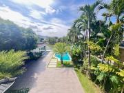 Casa en venta al pie del lago