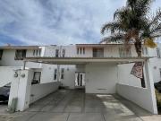 Casa en Venta al Poniente de Aguascalientes Condominio...